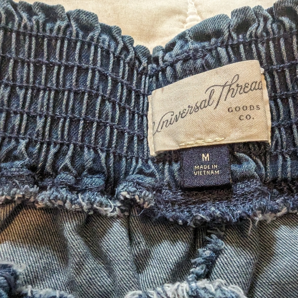 Universal thread pull up denim shorts size medium - Picture 5 of 7